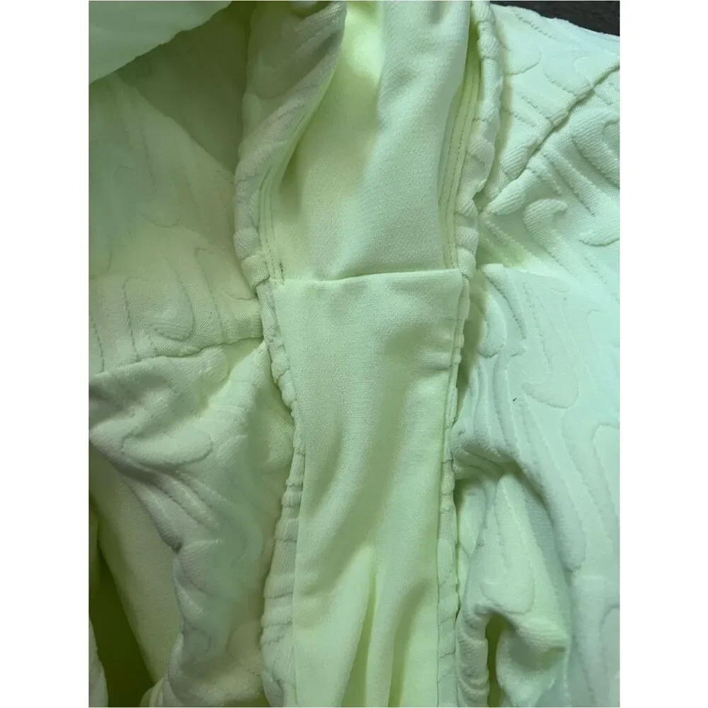 Nike Swoosh Link Y-back One-Piece Swimsuit-Size‎ XL